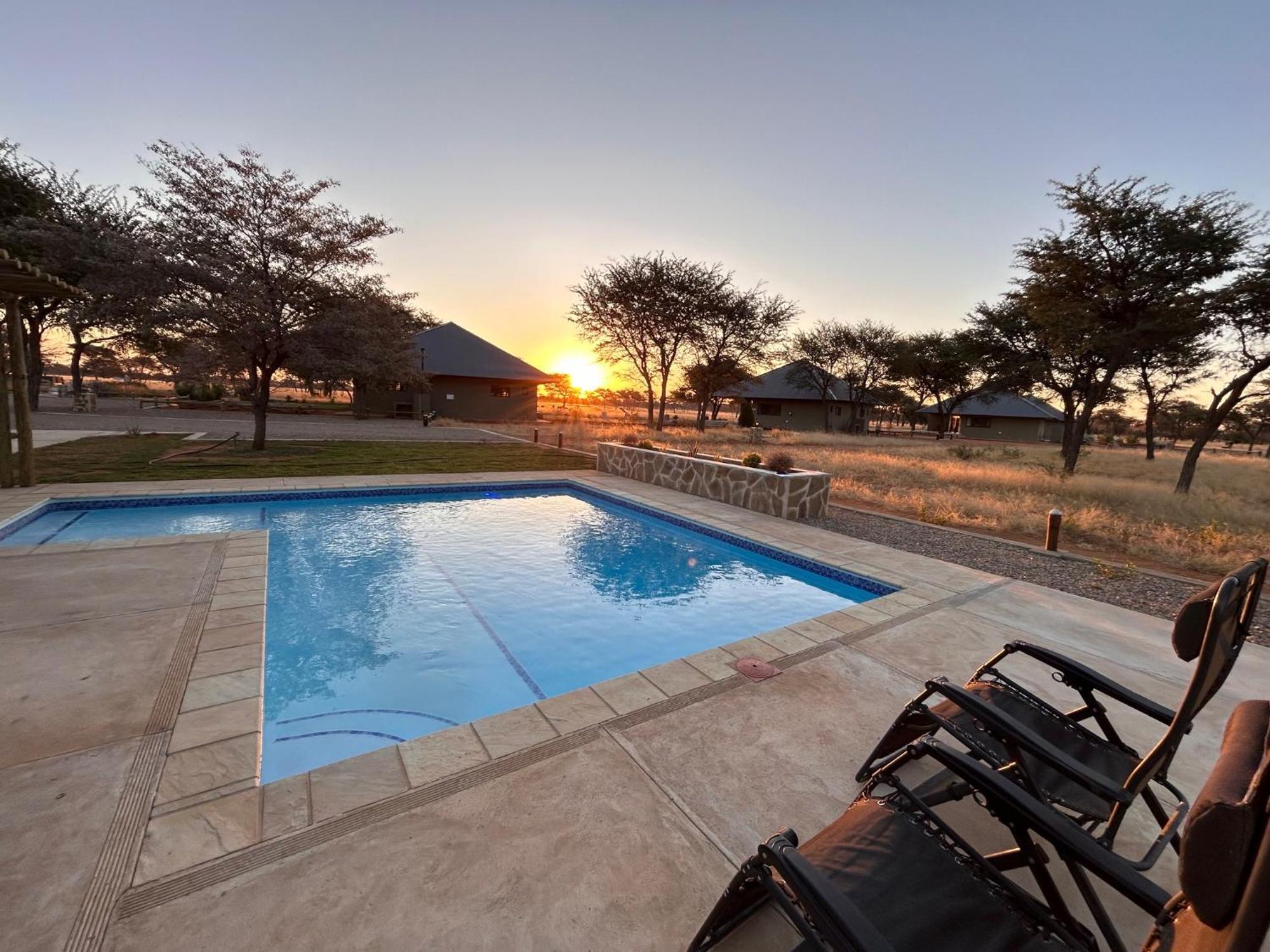 Africa Awaits Lodge & Safaris Gobabis Zewnętrze zdjęcie